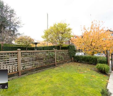 1824 Charles Street, Vancouver - Photo 3