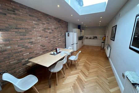 Church Street - Photo 2