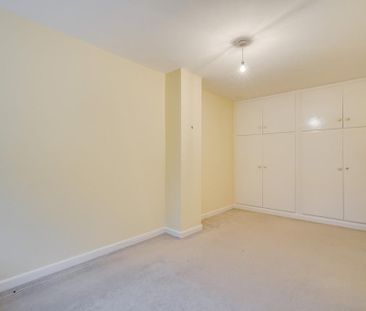 2 bedroom end of terrace house to rent - Photo 6