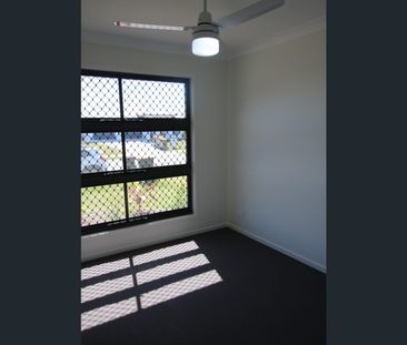 13A Montana Cct, Logan Reserve, Qld 4133 - Photo 4