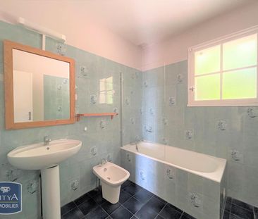 Location Maison 4 pièces 94m² FRONSAC 33126 - Photo 4