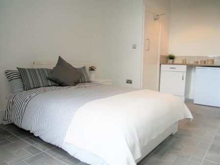 1 bedroom flat to rent - Photo 3