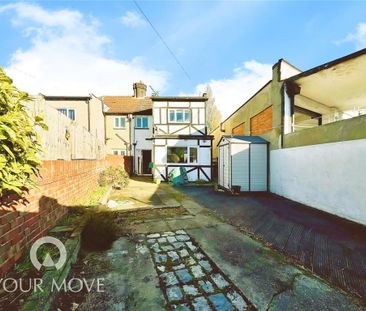 3 bedroom semi-detached house to rent - Photo 6