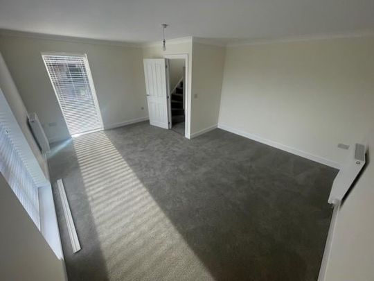 NewtonmoreDrive, DERBY - Photo 1