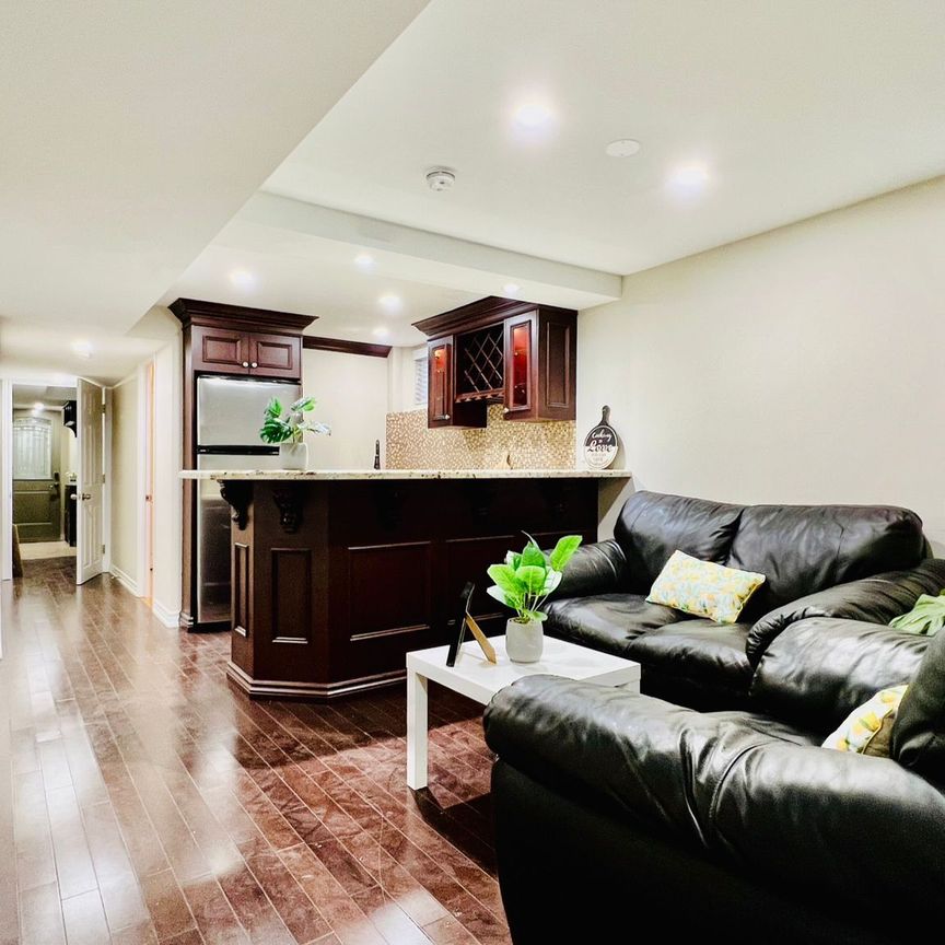 For Lease - 1161 Claredale Road Unit# Bsmt, Mississauga, Ontario - Photo 1