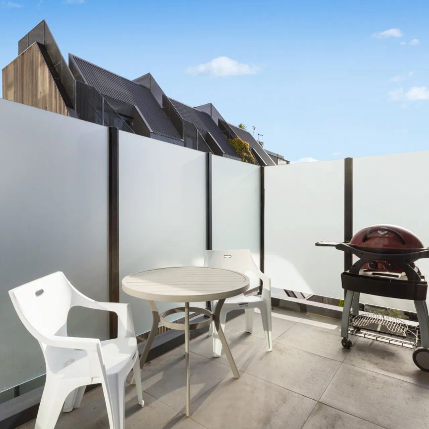 Unit 201/272 Young Street, Fitzroy. - Photo 1