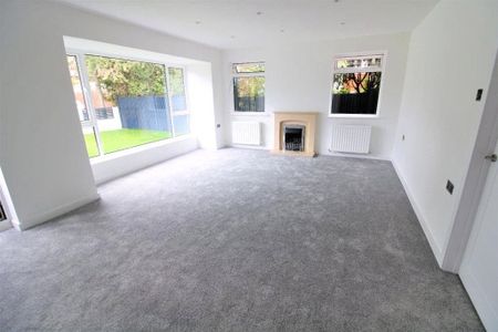 3 bedroom bungalow to rent - Photo 2