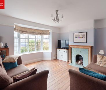 4 bedroom semi-detached house to rent - Photo 2