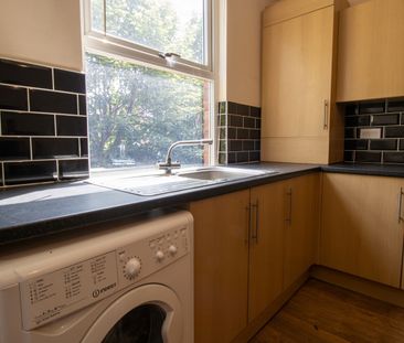 6 Bed Terraced House, Chestnut Avenue, LS6 - Photo 4