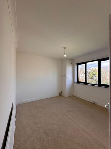 4 bedroom terraced house to rent - Photo 2