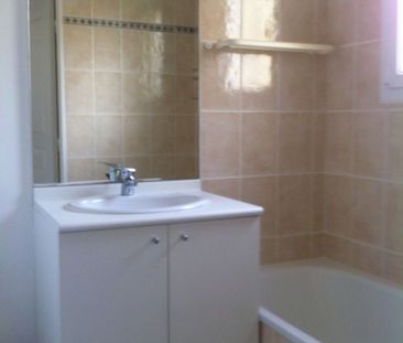 Location Appartement 3 pièces 55m² ELNE 66200 - Photo 2