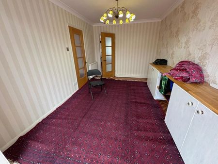 6 bedroom detached house to rent - Photo 3