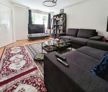 3 bedroom end of terrace house to rent - Photo 6