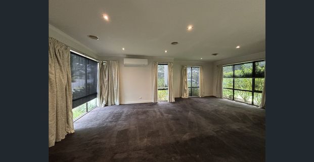 3Bedroom Townhouse in Waverley Park Estate - Photo 1