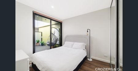 Unbeatable location - Photo 2