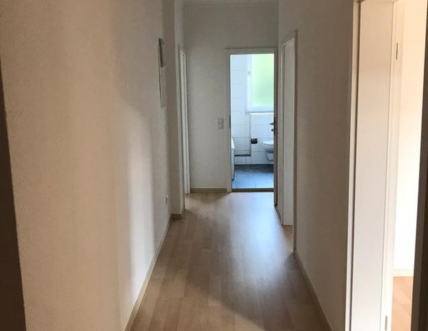 Ruhige 2,5-Zimmer-Wohnung in zentraler Lage in Wanne-Mitte - Foto 1