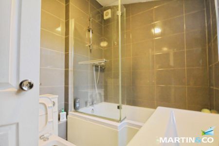 2 bedroom terraced house to rent - Photo 3