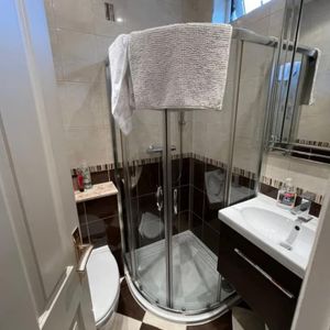 2 bedroom house share to rent - Photo 2