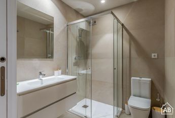 Elegant 3-Bedroom Apartment in Las Ramblas with Private Balcony