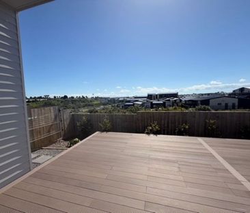 Beachlands - Photo 4