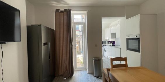 1 bed house share to rent in Queen Victoria Road, Burnley, BB10 - Photo 3