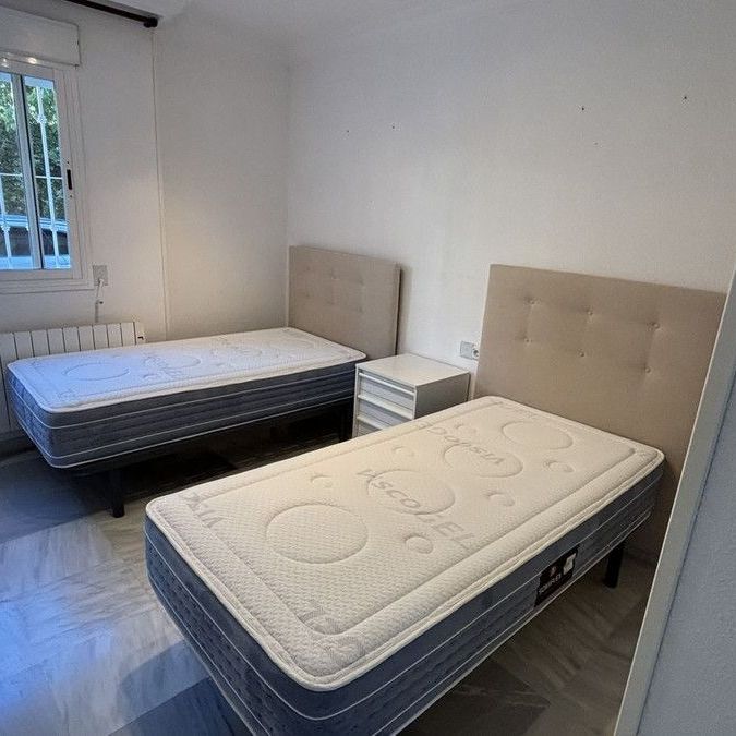 Planta baja de alquiler en Divina Pastora - Photo 1