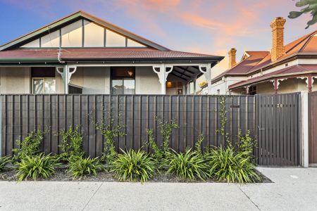 38 Main Street, Henley Beach. - Photo 3