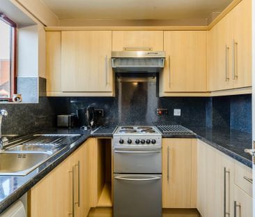 2 Bed Flat, Bellcroft, B16 - Photo 5