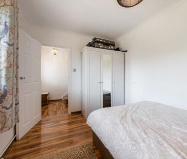 3 bedroom terraced house to rent - Photo 6