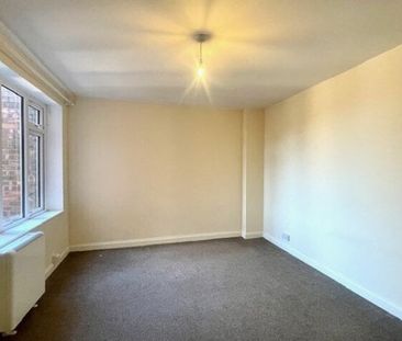 South Parade, Skegness, Property for rent - Photo 2