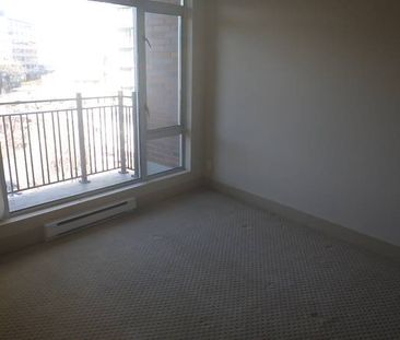 One bedroom corner condo with parking smack dab Downtown - $2400.00 - Photo 1