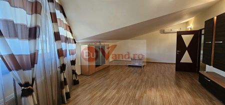 Închiriază Apartament 5 camere Micro 20 - Fotografie 3