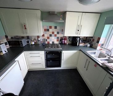 2 Bedroom Apartment To Let - Photo 6