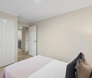 Generous Interiors, Thoughtful Design, Perfectly Positioned - Photo 4