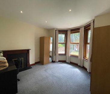 1 bedroom ground floor flat to rent - Photo 3