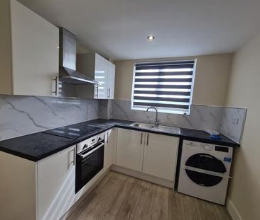 Minard Road, London SE6 - Photo 2