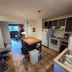 4 1/2 Vieux-Longueuil RÉNOVÉ - Photo 2