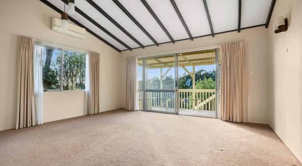 Fantastic Family Home - Photo 1