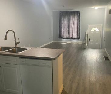 For Lease - 122 Marlborough Street, Brantford, Ontario - Photo 5