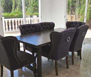 VILLA IN ALBIR FOR RENT - Photo 1