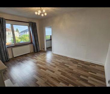 3 Bed Flat, Ashcroft Drive, G44 - Photo 2