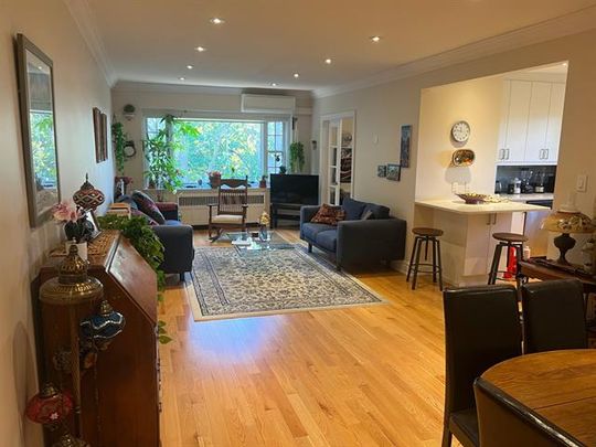 3445 Av. Ridgewood - Photo 1