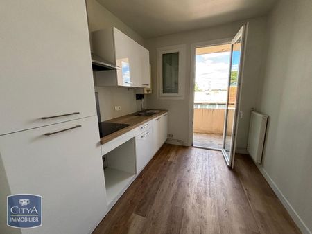 Location Appartement 3 pièces 73m² ALBI 81000 - Photo 4