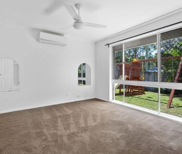 Huge Family Home That Ticks ALL The Boxes! - Photo 2