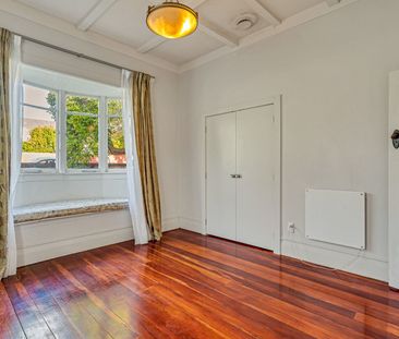 Sitting Pretty in Waterview! - Photo 5