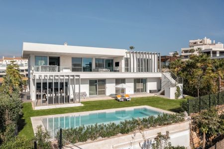 908991 - Villa for rent Cabopino, Marbella, Málaga, Spain - Photo 3