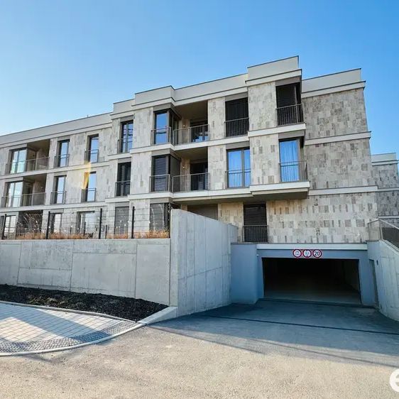 Pronájem moderní bytové jednotky 2+kk/L + garážové stání, 63 m - Photo 1