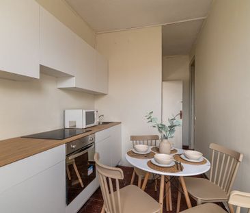 Avinguda Diagonal, Barcelona, Catalonia 08006 - Photo 3