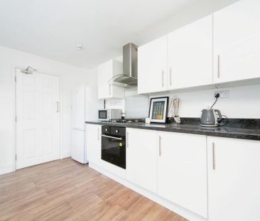 1 bedroom property to rent - Photo 3