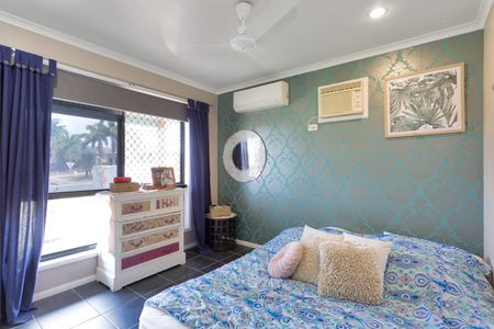 ELEVATED HOME WITH POOL AND SHED!! - Photo 3